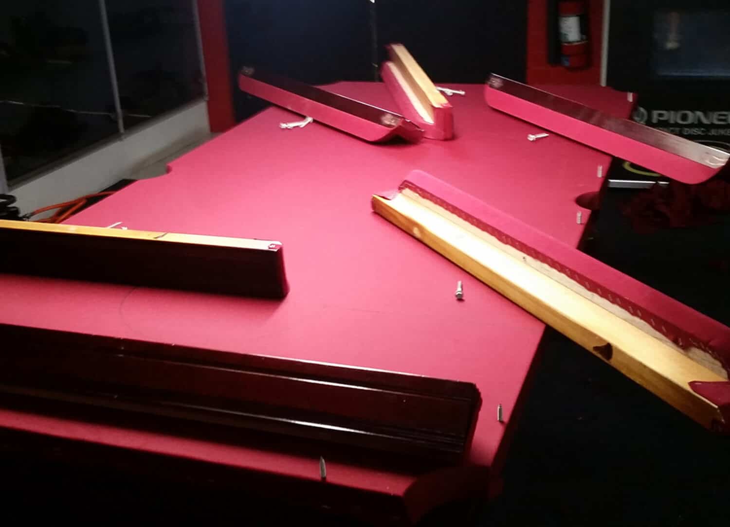 Pool Table Refleting